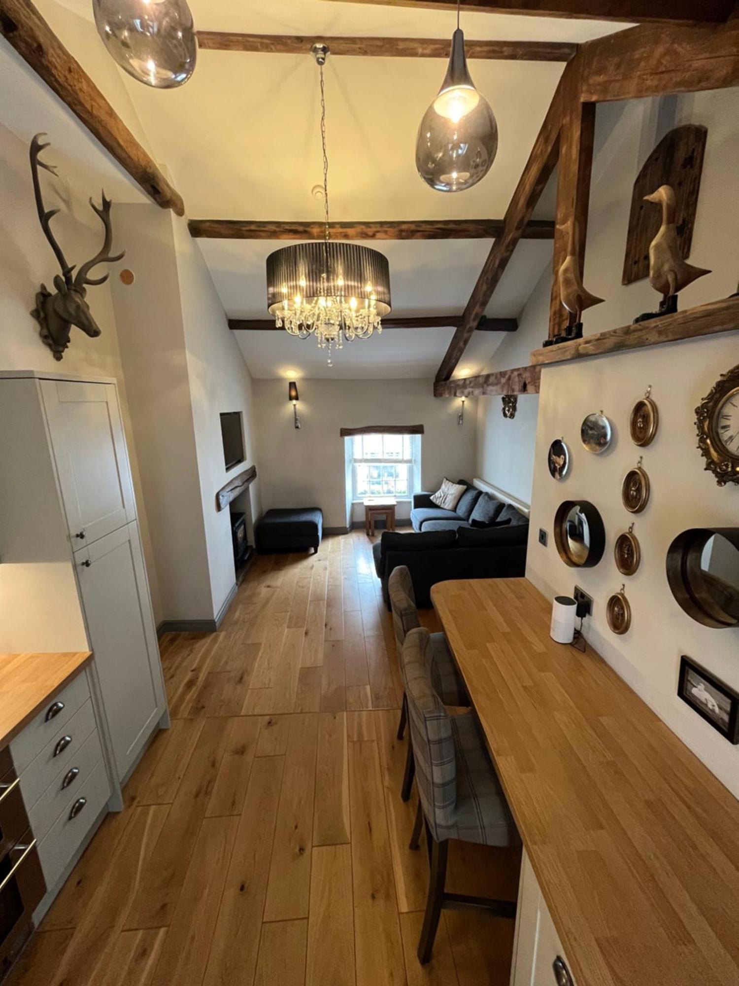 The Old Hay Loft Apartment Kirkby Lonsdale Bagian luar foto