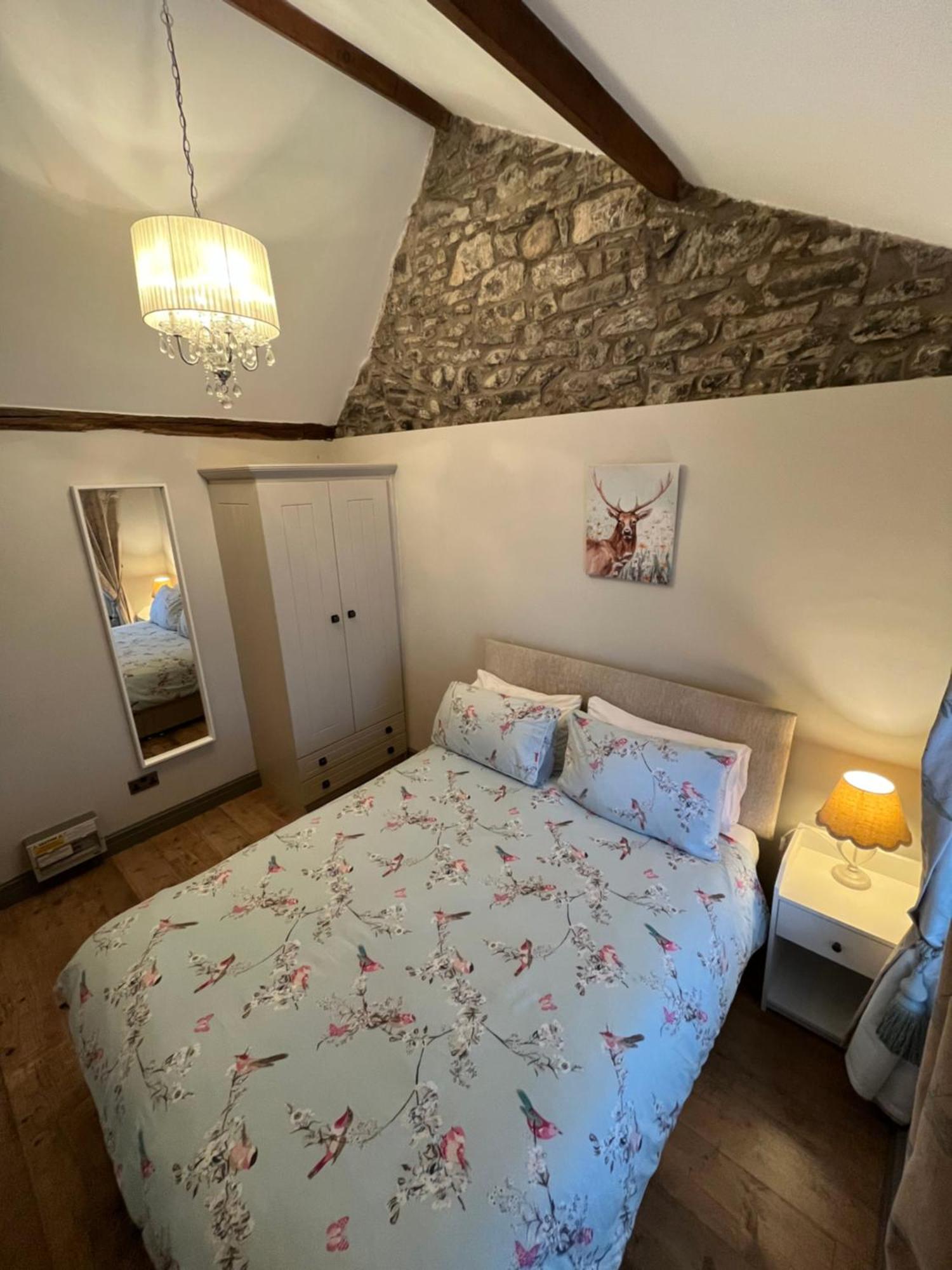 The Old Hay Loft Apartment Kirkby Lonsdale Bagian luar foto