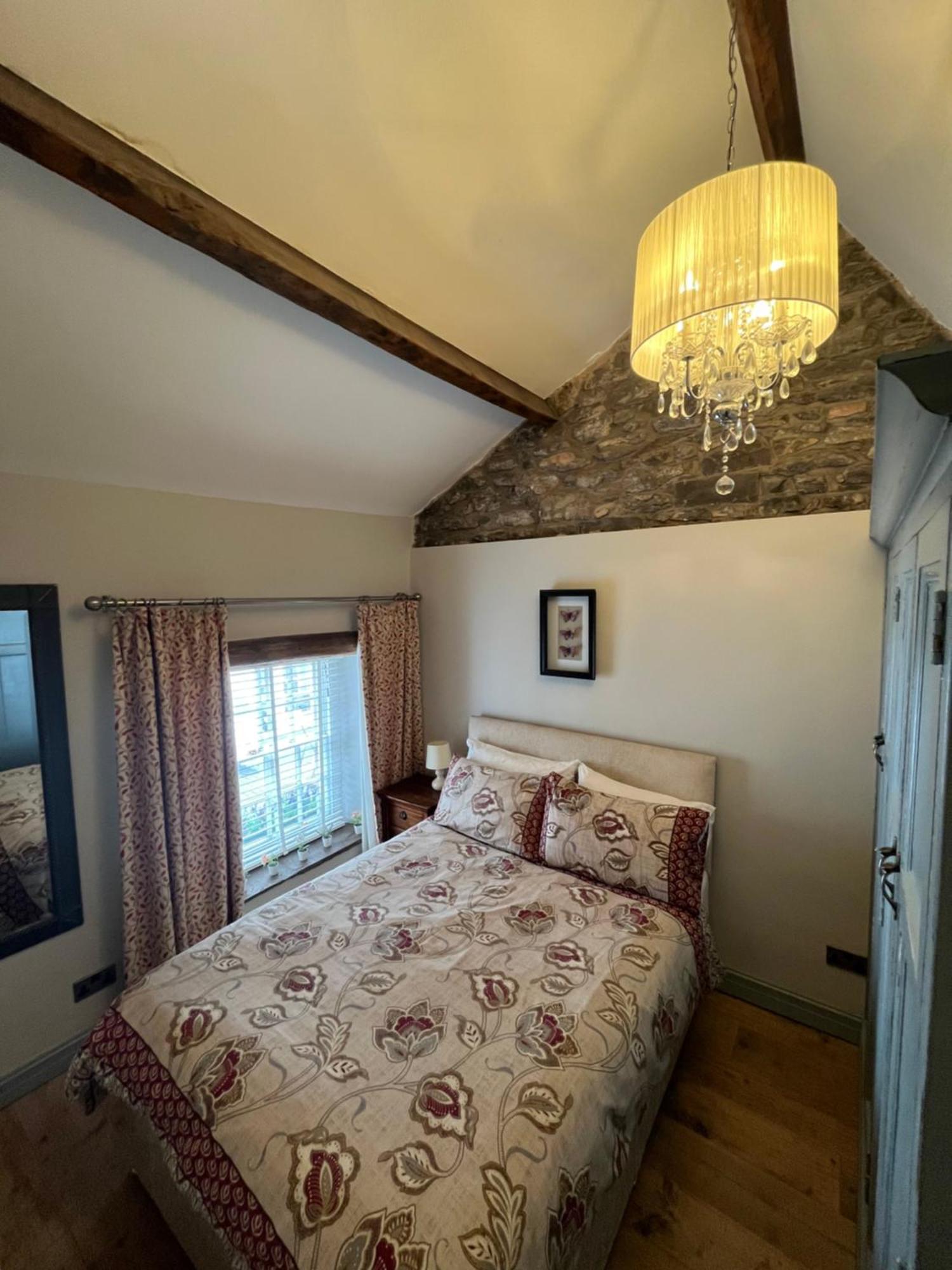 The Old Hay Loft Apartment Kirkby Lonsdale Bagian luar foto