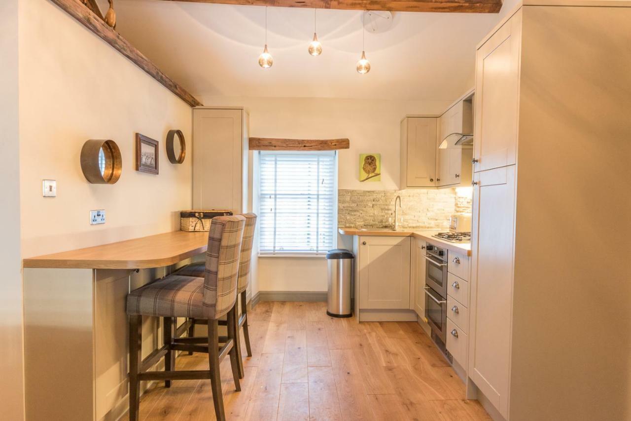 The Old Hay Loft Apartment Kirkby Lonsdale Bagian luar foto