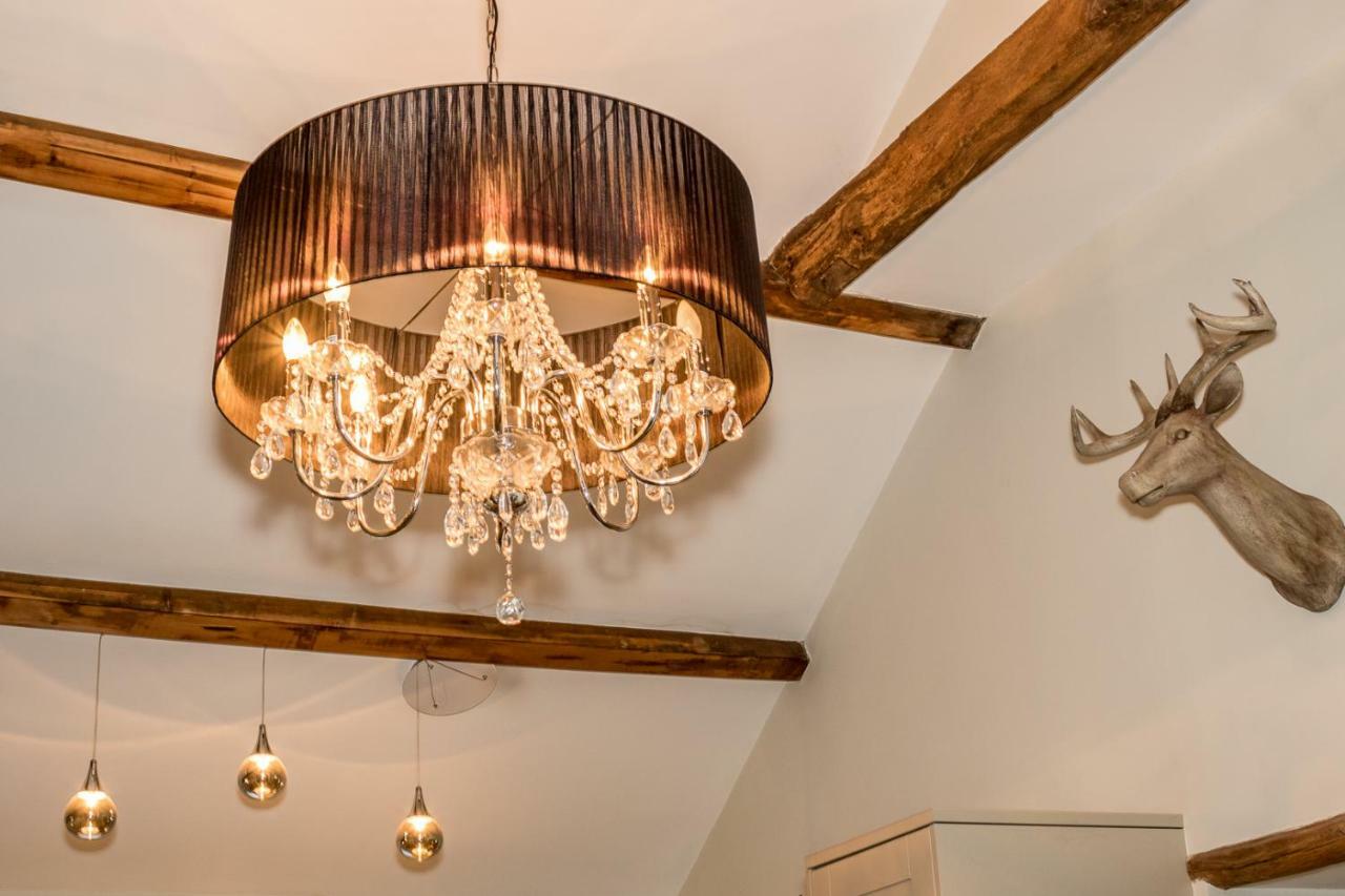 The Old Hay Loft Apartment Kirkby Lonsdale Bagian luar foto
